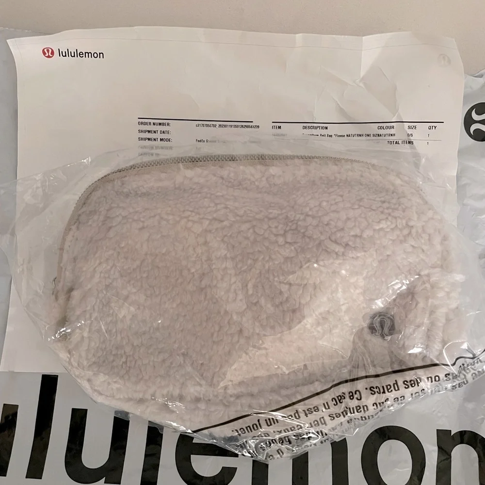 NWT Lululemon Fleece Everywhere Belt Bag Natural Ivory/Trench Color - Picture 9 of 10